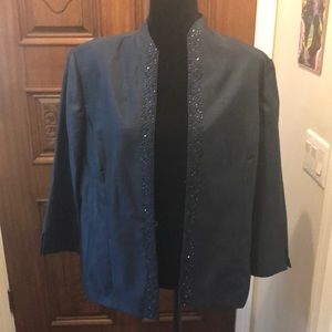 Pretty navy blue jacket for business or dinner.